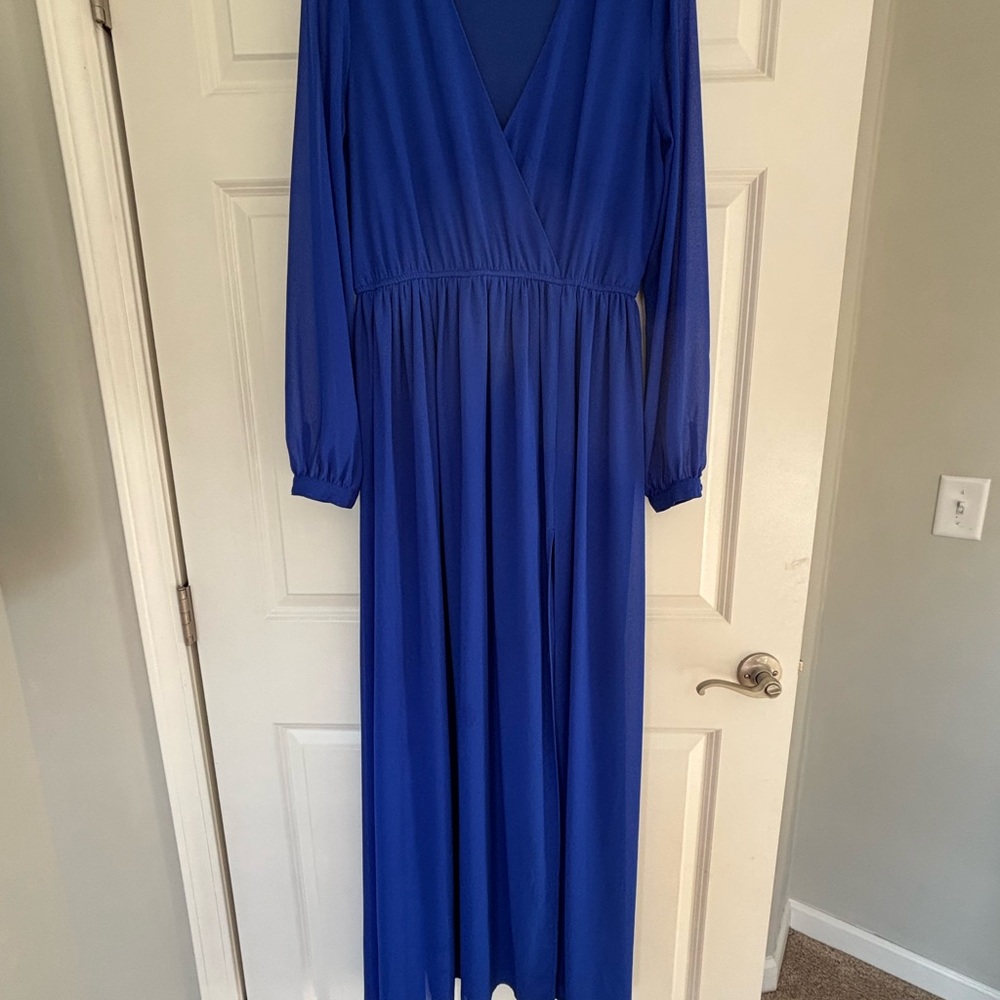 Elegant Blue Maxi Dress